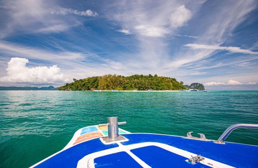 From Phuket: Phi Phi, Maya Bay, & Khai Islands Premium Trip - Ko Phi Phi Don Break: Lunch, Shopping, and a Reset Hour