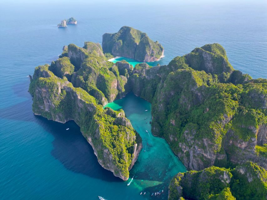 Phi Phi: Maya Bay, Bamboo Island & Plankton Full-Day Tour - Bamboo Island lunch on sand: how to time your relax